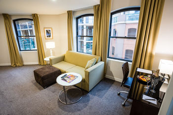 Amora Riverwalk Melbourne - Accommodation Nelson Bay 60