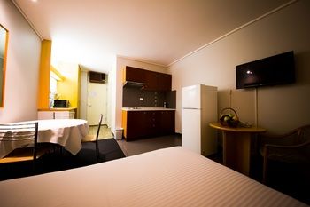 Sandown Regency - Nelson Bay Accommodation.com 17