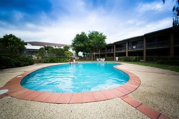 Sandown Regency - Nelson Bay Accommodation.com 21