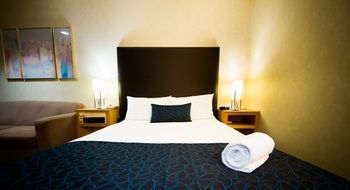 Sandown Regency - Nelson Bay Accommodation.com 27