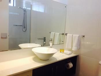 Sandown Regency - Nelson Bay Accommodation.com 28