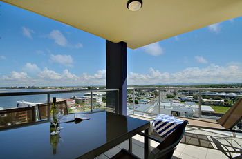 Pumicestone Blue - Accommodation Nelson Bay 6