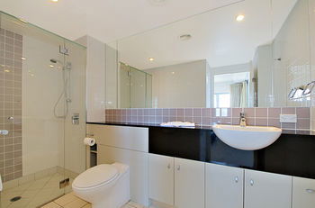 Pumicestone Blue - Accommodation Nelson Bay 11