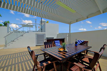 Pumicestone Blue - Accommodation Nelson Bay 14