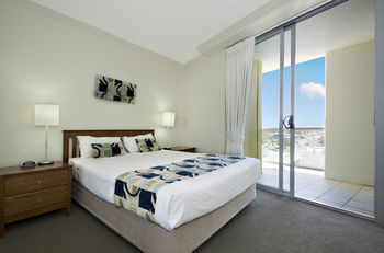 Pumicestone Blue - Accommodation Nelson Bay 16