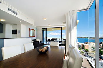 Pumicestone Blue - Accommodation Nelson Bay 27