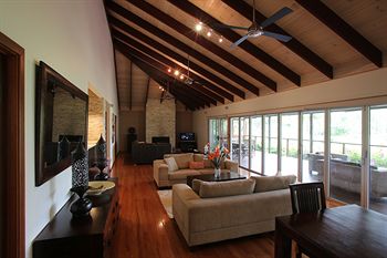 Lake Weyba Cottages Noosa - Accommodation Nelson Bay 1