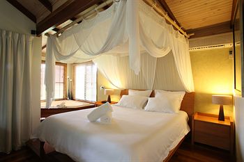 Lake Weyba Cottages Noosa - Accommodation Nelson Bay 5