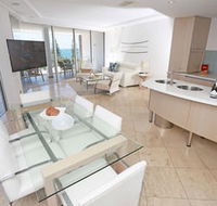 Oceans Mooloolaba - Accommodation Nelson Bay