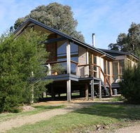 Yering Gorge Cottages by The Eastern Golf Club - Accommodation Nelson Bay
