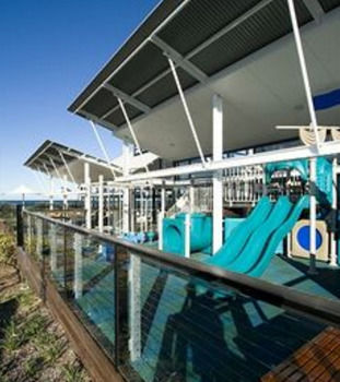 Caves Beachside Hotel - Accommodation Nelson Bay 10