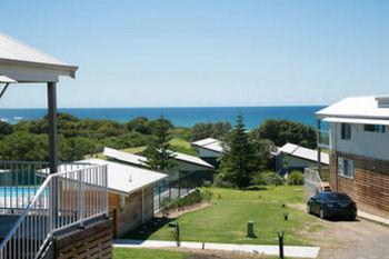 Caves Beachside Hotel - Accommodation Nelson Bay 30