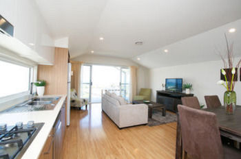 Caves Beachside Hotel - Accommodation Nelson Bay 35