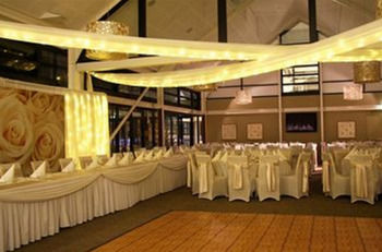 Caves Beachside Hotel - Accommodation Nelson Bay 40