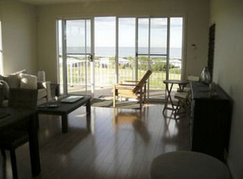 Caves Beachside Hotel - Accommodation Nelson Bay 45