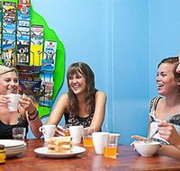 Funk House Backpackers - Accommodation Nelson Bay