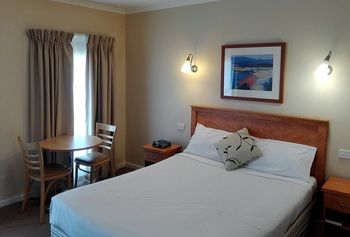Glen Inn - Accommodation Nelson Bay 7