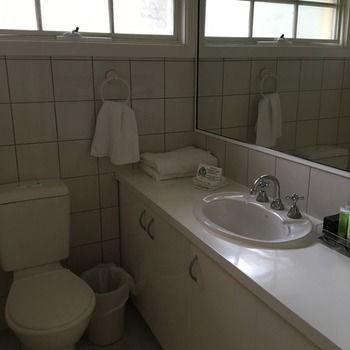 Eltham Gateway Hotel - Accommodation Nelson Bay 4