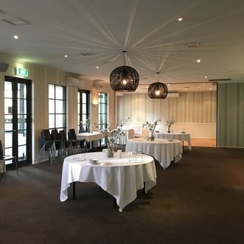 Eltham Gateway Hotel - Accommodation Nelson Bay 35