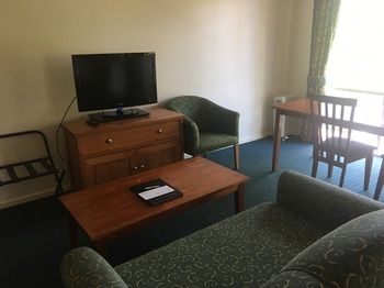 Eltham Gateway Hotel - Accommodation Nelson Bay 51