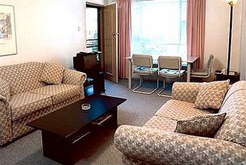 Clayton Monash Motor Inn & Serviced Apartments - Accommodation Nelson Bay 2