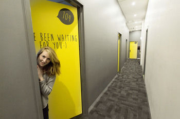 United Backpackers Melbourne - Nelsons Bay Accommodation 2