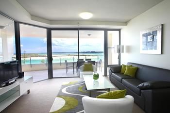 Monaco - Accommodation Nelson Bay 40