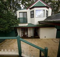 Montville Attic - Accommodation Nelson Bay