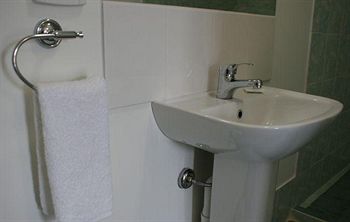 Riverside Motel - Accommodation Nelson Bay 3