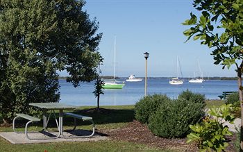 Riverside Motel - Accommodation Nelson Bay 4