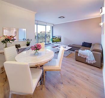Zara Tower - Luxury Suites And Apartments - Accommodation Nelson Bay 21