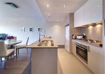Zara Tower - Luxury Suites And Apartments - Accommodation Nelson Bay 25