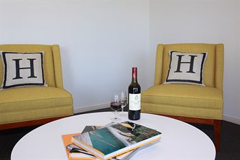 H Boutique Hotel - Nelson Bay Accommodation.com 0