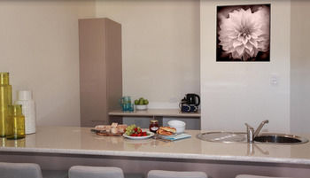 H Boutique Hotel - Nelson Bay Accommodation.com 22