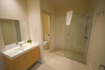 H Boutique Hotel - Nelson Bay Accommodation.com 41