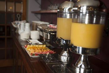 Colonial Terrace Motor Inn - Accommodation Nelson Bay 7