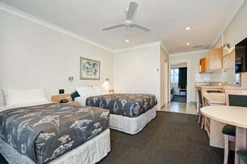 Colonial Terrace Motor Inn - Accommodation Nelson Bay 22