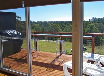 Wine Country Villas - Accommodation Nelson Bay 4