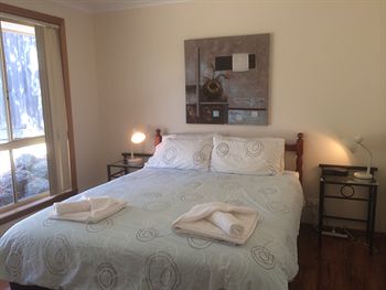 Australian Home Away @ Doncaster Andersons Creek 2 - Accommodation Nelson Bay 3