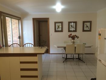 Australian Home Away @ Doncaster Andersons Creek 2 - Accommodation Nelson Bay 9