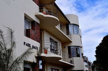 Albert Road Serviced Apartments - Accommodation Nelson Bay 1