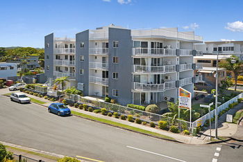 Sandy Shores Luxury Holiday Units - Accommodation Nelson Bay 0
