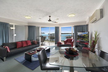 Sandy Shores Luxury Holiday Units - Accommodation Nelson Bay 22