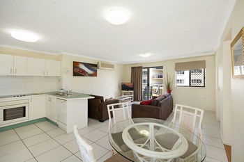 Sandy Shores Luxury Holiday Units - Accommodation Nelson Bay 51