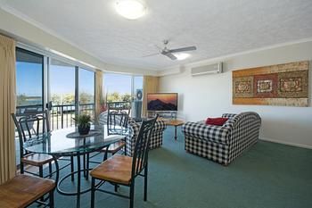 Sandy Shores Luxury Holiday Units - Accommodation Nelson Bay 68
