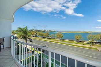 Sandy Shores Luxury Holiday Units - Accommodation Nelson Bay 69
