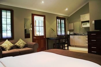 Sunshine Valley Cottages - Accommodation Nelson Bay 13