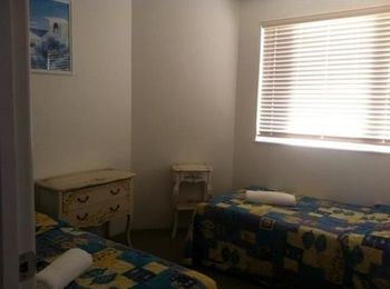 Bayviews & Harbourview Holiday Apartments - Accommodation Nelson Bay 4