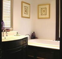 Bishopaposs Court Estate Boutique Hotel - Accommodation Nelson Bay