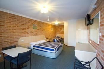 Branxton House Motel, Hunter Valley - Accommodation Nelson Bay 4